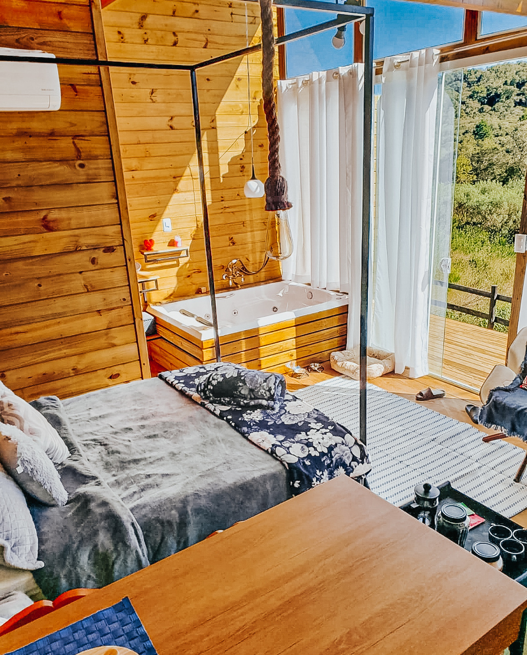 charming chalet with orchard views, fireplace bbq and heated bathtub, rancho queimado nature, rustic elegance